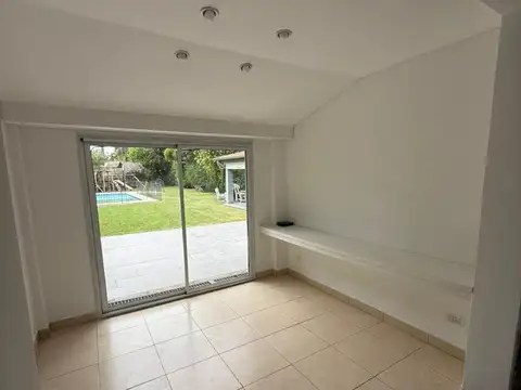 VENTA CASA 5 AMB BARRIO SANTA MARIA DE LOS OLIVOS