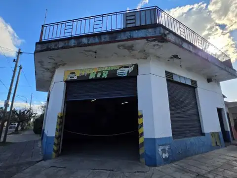 LOCAL AMPLIO + CASA, A LA VENTA EN MERLO - BS.AS.