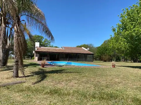 Quinta en Venta con 5 cocheras