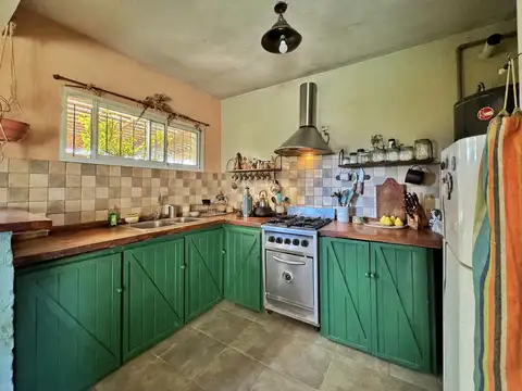 Casa en Venta con 2 cocheras