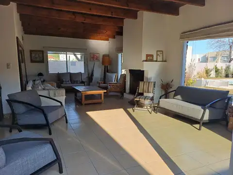 Casa en Venta en Bella Vista, USD 370.000