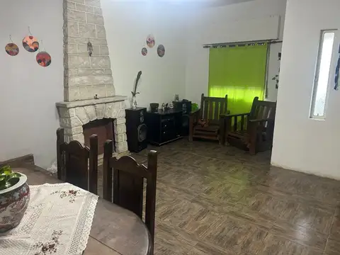 Depto Tipo Casa en Venta de 4 ambientes