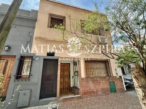 Casa 4 ambientes. | Gral. Escalada 29