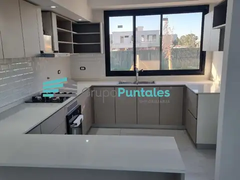 Casa en una planta en Barrio Lagos de Canning a estrenar