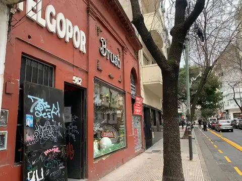 Presidente José Evaristo Uriburu 500