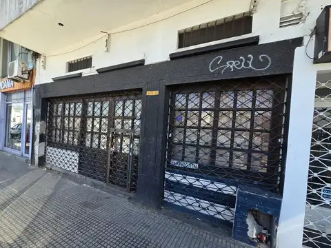 VENTA LOCAL EN VILLA ADELINA