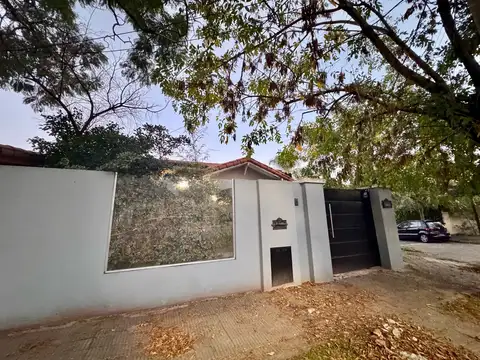 Casa en Venta en Ciudad Jardin del Palomar, USD 250.000