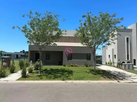 Casa  en Venta en San Ramón, Pilar del Este, Pilar