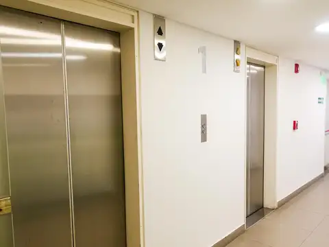 Oficina en Venta en San Nicolás, USD 2.600.000
