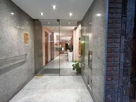 DEL VALLE IBERLUCEA al 2800