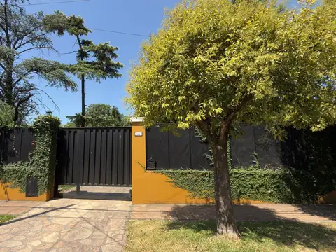 Casa Chalet  en Venta en General Pacheco, Tigre, G.B.A. Zona Norte