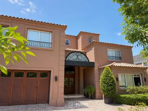 Casa en Alquiler de 4 dormitorios