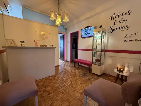 Paraná al 400 (Av. Corrientes y Lavalle)