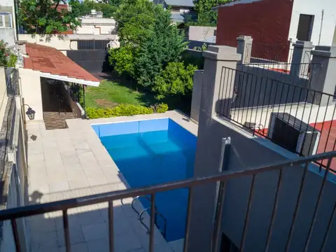 VENTA CASA 6 AMB PILET JARD LUM QUINC COCH V LURO