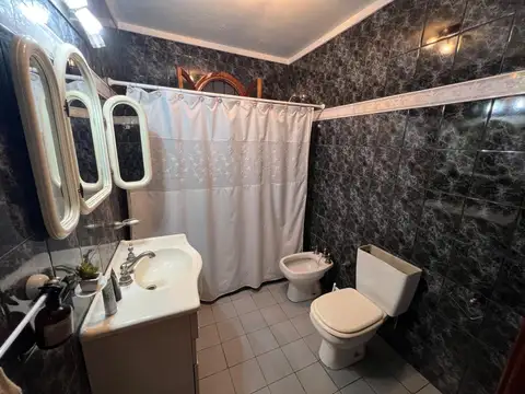 Depto Tipo Casa en Venta con 1 cocheras