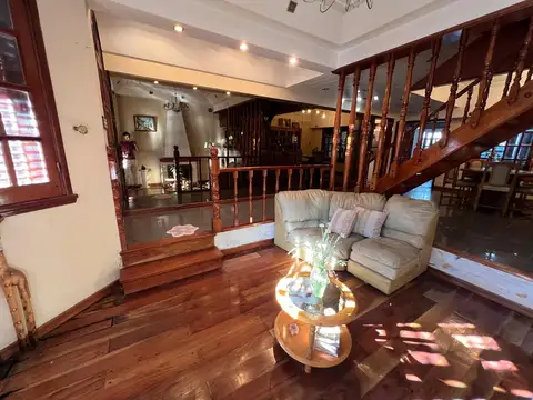 Depto Tipo Casa en Venta de 4 ambientes