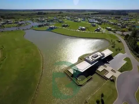 Colectora Norte Acceso Oeste Y Ruta 24