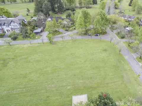 Terreno en Venta 50  mts Fondo