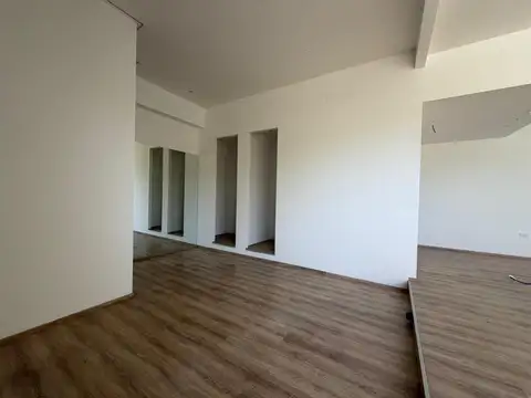 Locales en Alquiler zona sur sobre Valparaíso YPF