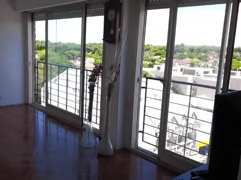 Alsina 71 7ºB entre Av. Centenario y Moreno