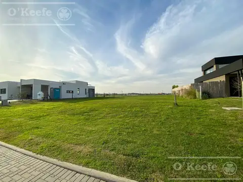 Terreno en Venta con Fondo a La Laguna en Sebastiano Gaboto Pueblos del Plata Posesion Inmediata