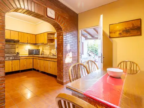 VENTA CASA CIUDADELA CON JARDÍN