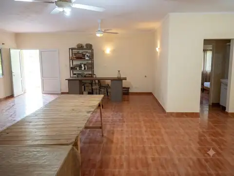 AMPLIA QUINTA A LA VENTA EN ARROYO LEYES