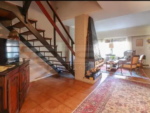 Depto Tipo Casa en Venta de 3 dormitorios