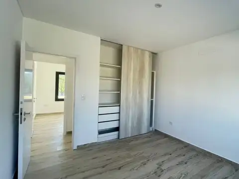 Casa en venta en El Cantón a la laguna
