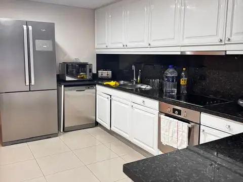Departamento en Alquiler de 3 dormitorios