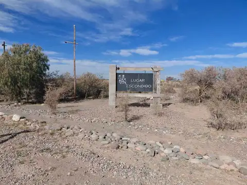 Lote esquina en venta 1.000 mtrs. Las compuertas