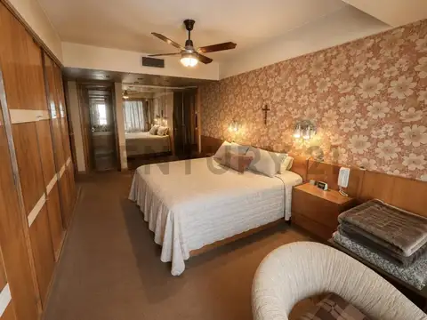 Departamento en Venta con 2 cocheras