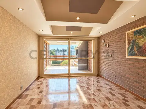 Departamento en Venta con 2 cocheras