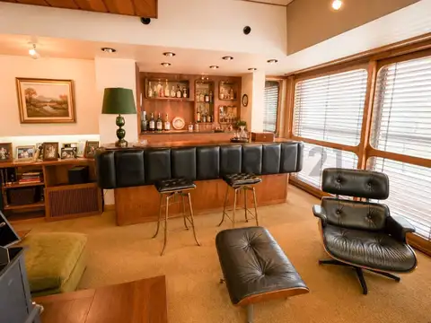 Departamento en Venta de 6 ambientes