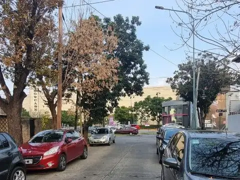 Avalos 3900, Piso 1°