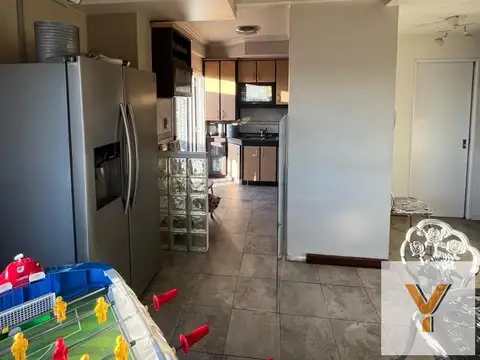 Departamento 4 ambientes con 2 baños
