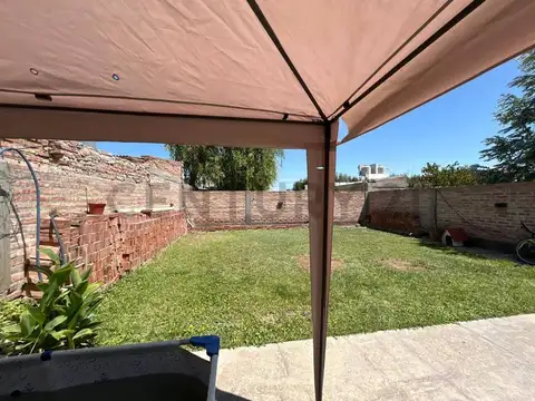 Casa en Venta en General Roca, USD 65.000