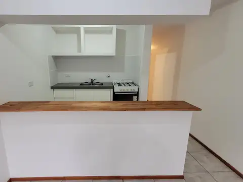 Departamento en Alquiler en Castelar Norte, $ 750.000