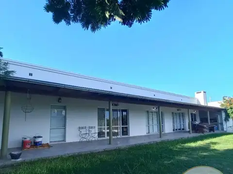 Impecable casa en Chacras del Rios - Barrio privado