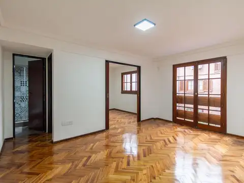 Departamento dos ambientes con cochera,pileta, baulera