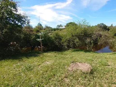 Casa 7 ambientes con 2 baños