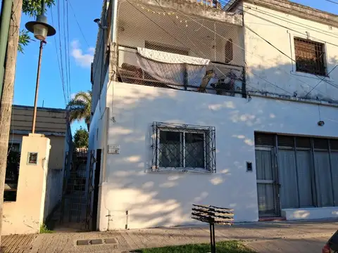 P.H. 2 ambientes con terraza