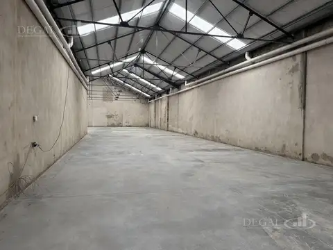 Galpon en Venta en San Cristóbal, USD 650.000
