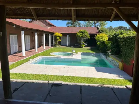  Casa de Categoria 4 dormitorios en Venta Sto tome