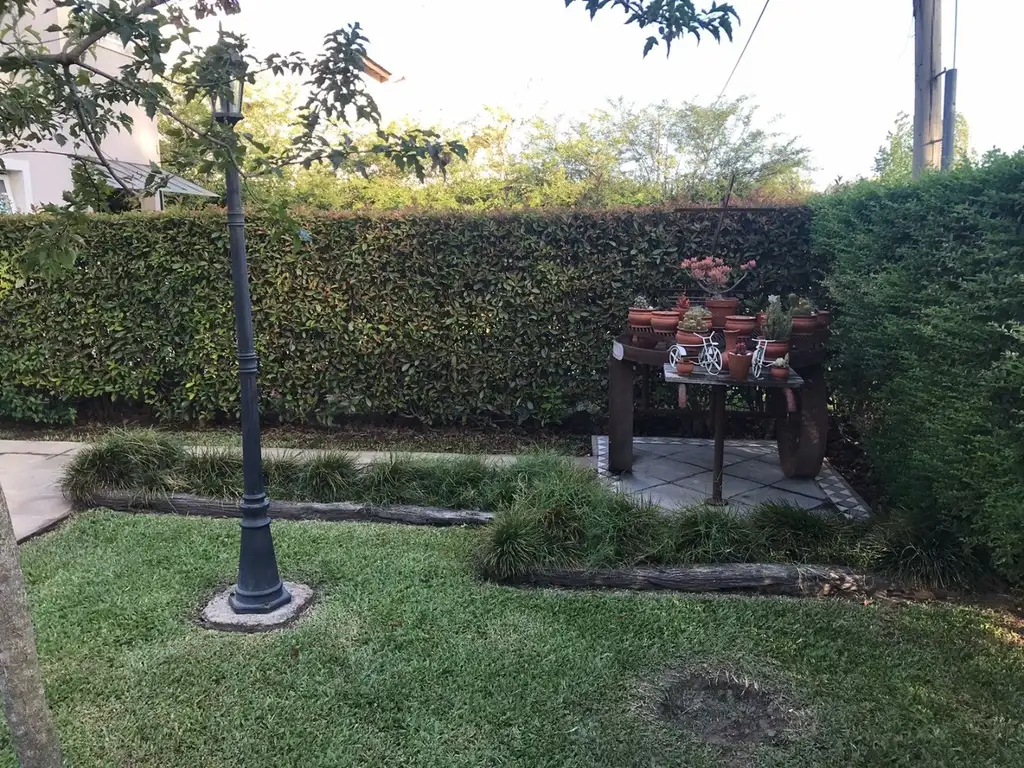 Casa en Venta - 2 dormitorios - USD 85.000