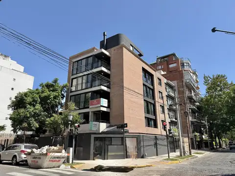 Piso de 92 m2 a estrenar en venta con cochera en el corazón de San Isidro.