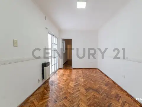 VENTA DEPARTAMENTO TRES DORMITORIOS PATIO ZONA RÍO