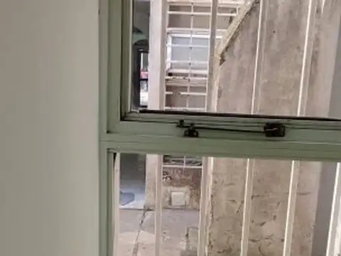 Monoambiente en alquiler  planta baja,