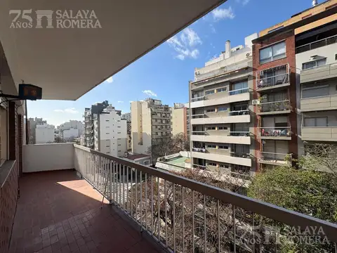 Venta departamento 3 ambientes con cochera en Villa Urquiza