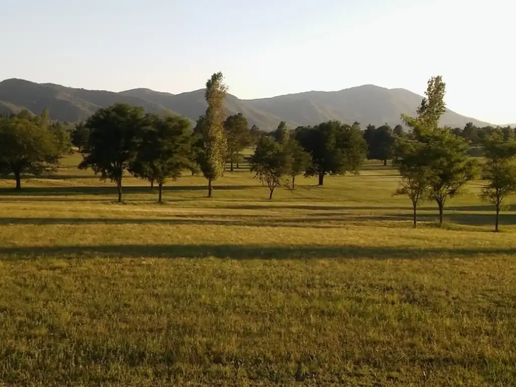 Actividades deportivas golf en Carlos Paz Golf